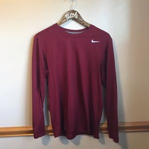 ❤️SOLD ❤️Nike long sleeve shirt